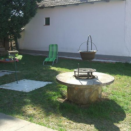 Feherszeker Apartmanok Abádszalók Extérieur photo