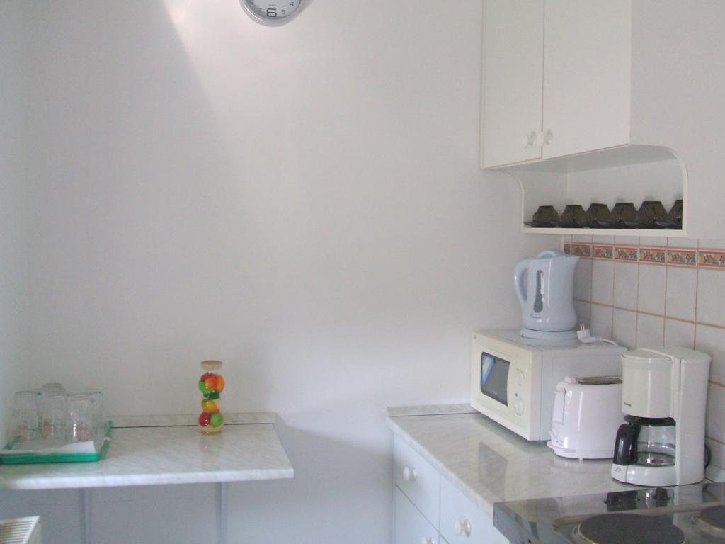 Feherszeker Apartmanok Abádszalók Chambre photo
